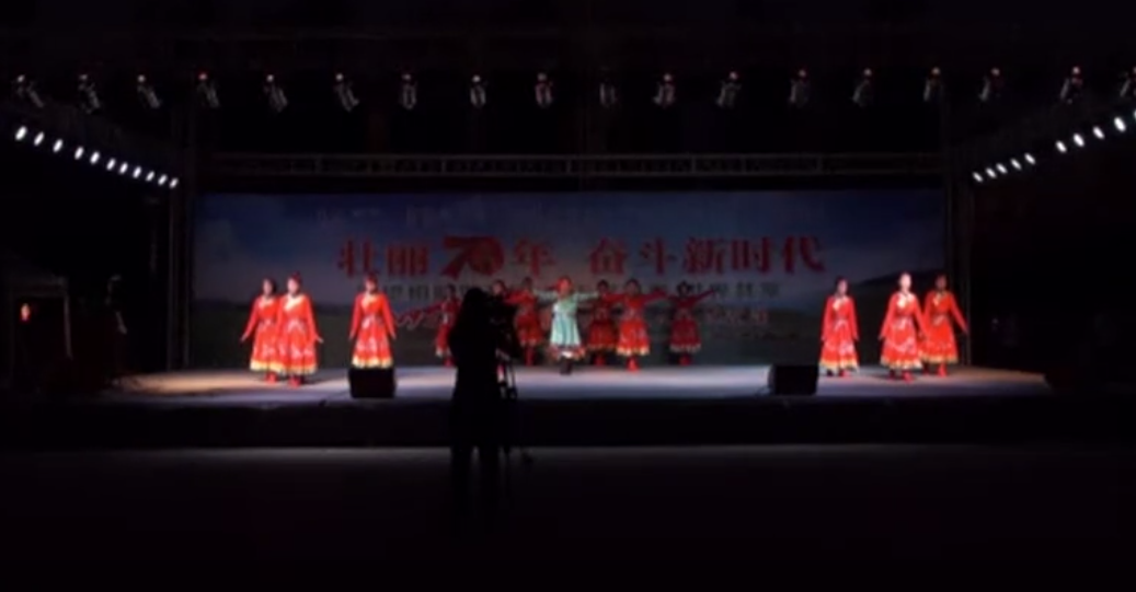 第二届乌拉特前旗农牧民晚会